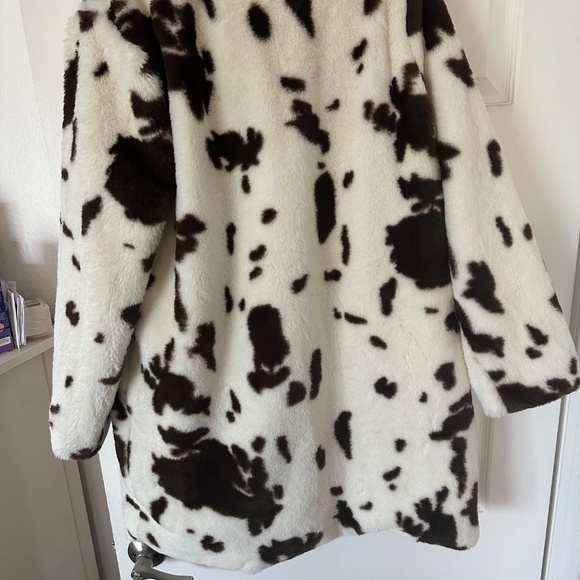 Cowboy cow print faux fur Jacket. NWT - Picture 4 of 7